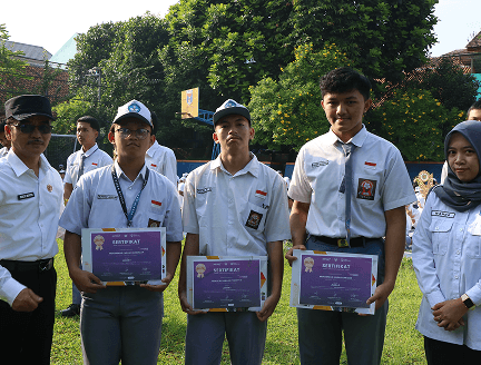 Tim Along Meraih Juara Utama Dalam KBOF 2025